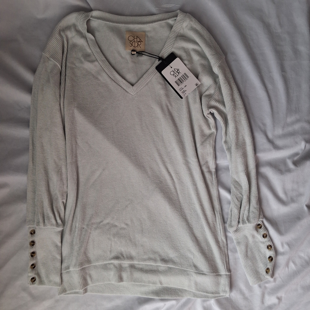 Chaser Women's Cream V-Neck Sweater